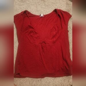Adorable Red Womens Garage Top Size Medium